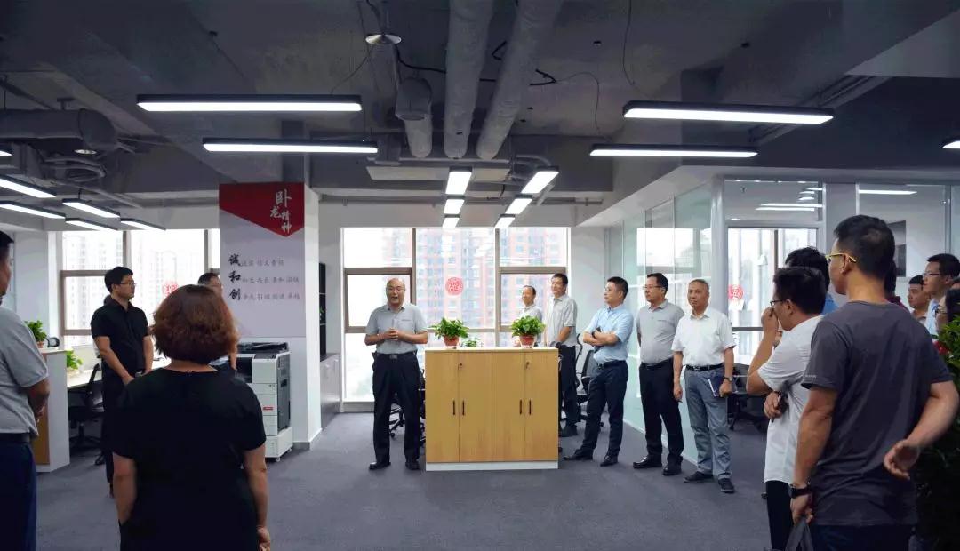 臥龍電驅(qū)中國(guó)銷(xiāo)售總部西北辦公中心正式啟用(圖6) 臥龍電驅(qū)中國(guó)銷(xiāo)售總部西北辦公中心正式啟用(圖6)