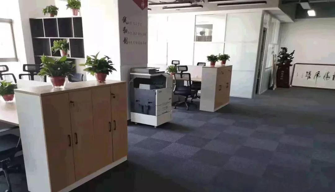 臥龍電驅(qū)中國(guó)銷(xiāo)售總部西北辦公中心正式啟用(圖7) 臥龍電驅(qū)中國(guó)銷(xiāo)售總部西北辦公中心正式啟用(圖7)